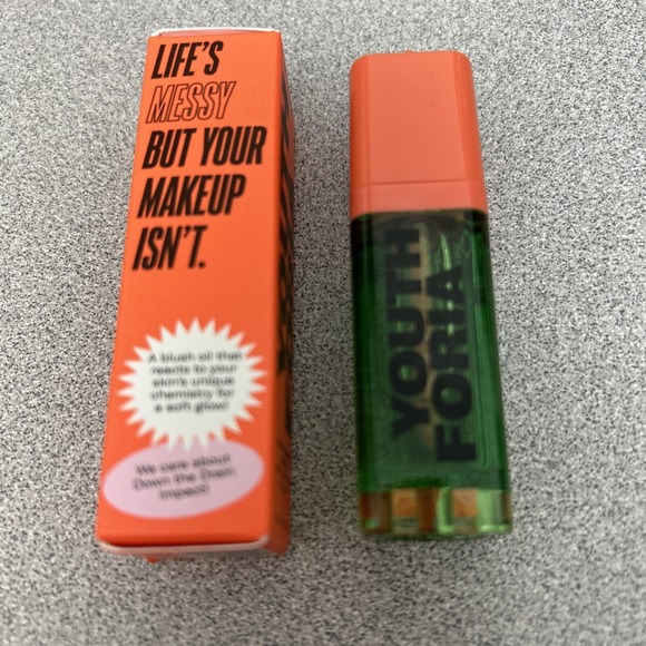 Youthforia BYO Blush Color Changing Blush Oil in CHEMICAL‎ REACTION 0.21 OZ NIB - Picture 2 of 6